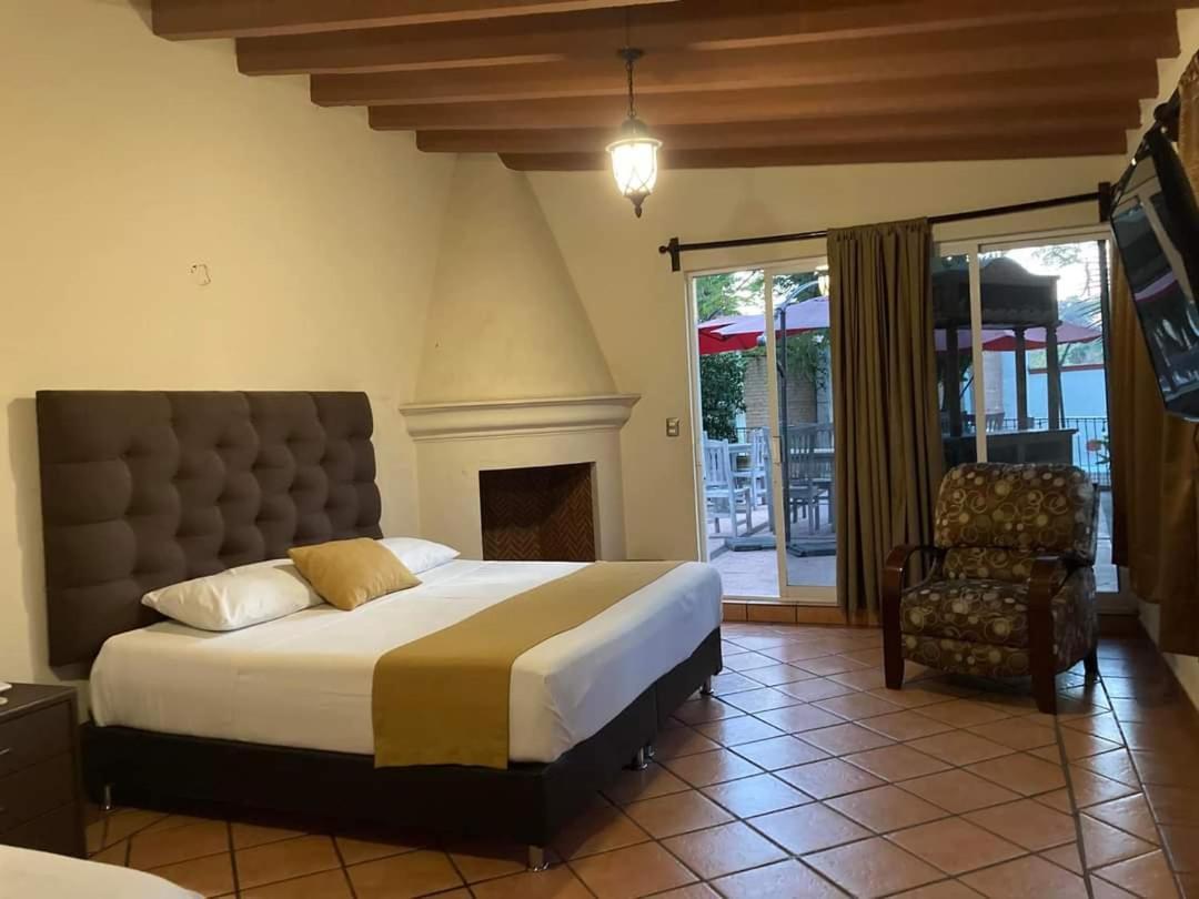 Hotel Maria Emilia Cuernavaca Amatitlán Buitenkant foto